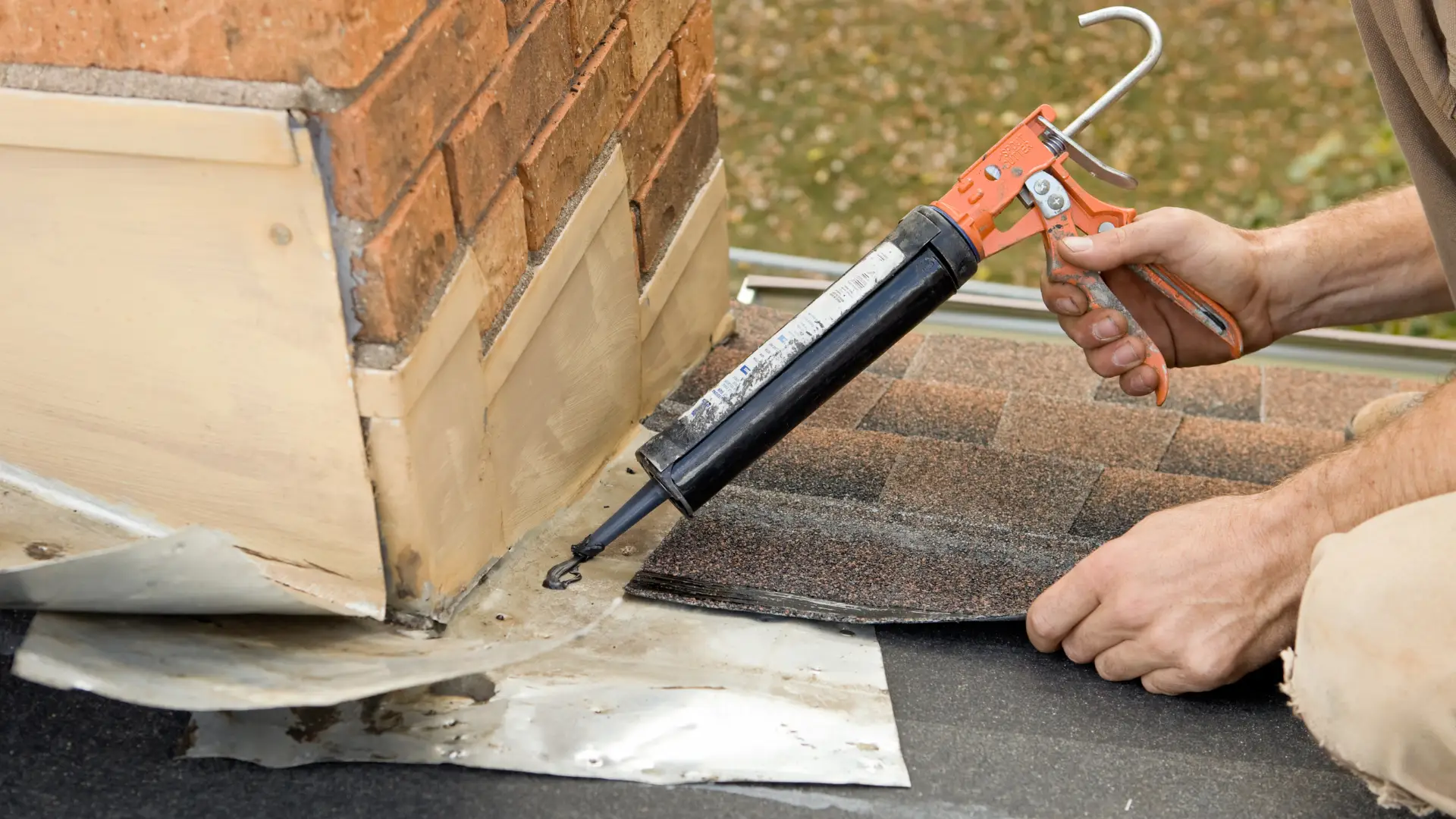chimney flashing repair