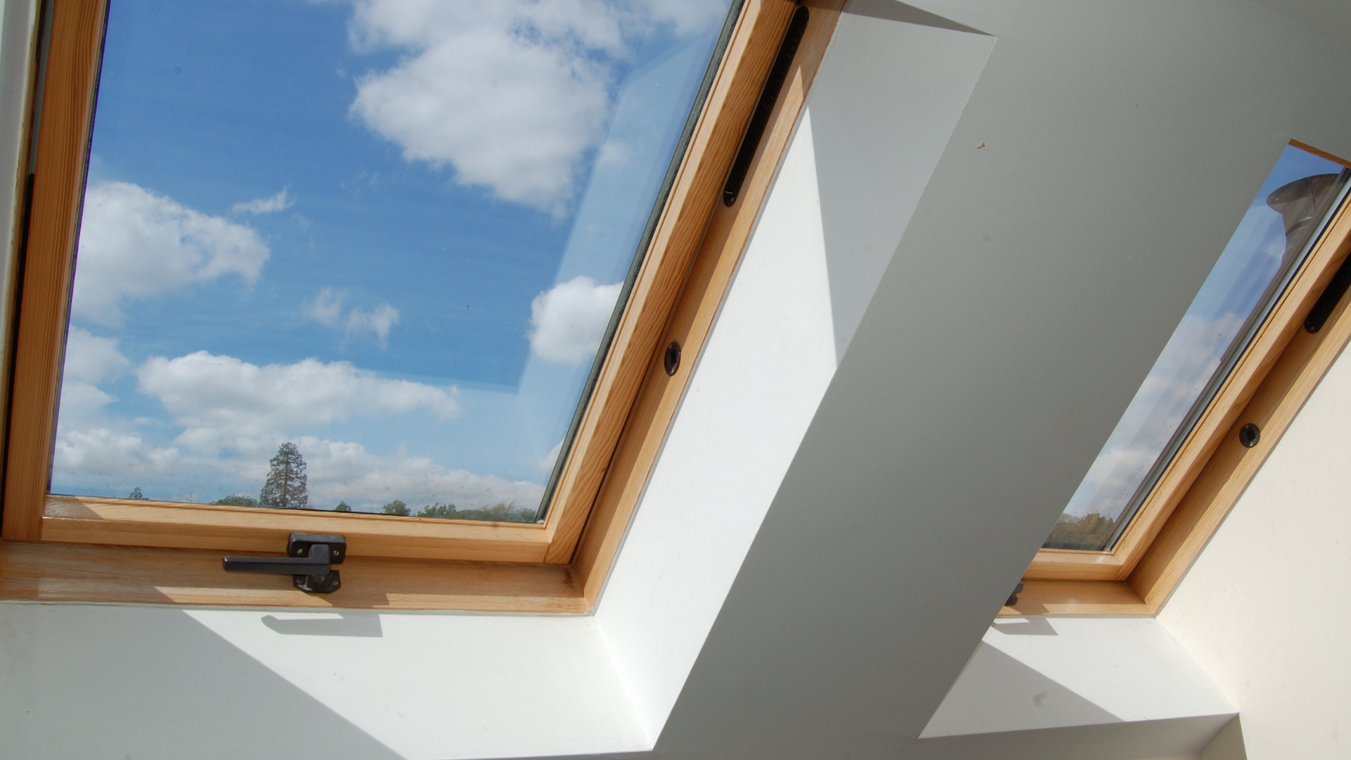 roof skylight installation